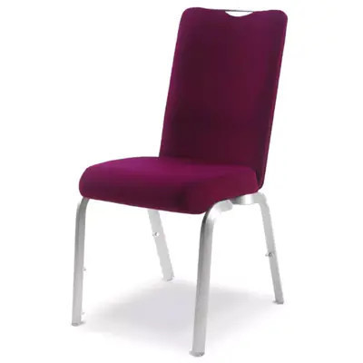 Orvia chair, L: 45cm, Width: 62,5cm, H: 88cm, Weight: 7,2kg. Sitting area: 47cm, 7,2kg (12/3)